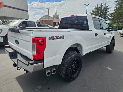 2017 Ford Super Duty F-250 SRW Lariat