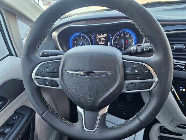 2024 Chrysler Voyager LX