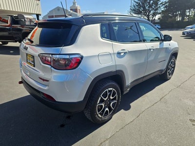 2025 Jeep Compass Trailhawk