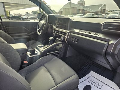 2025 Toyota Tacoma 4WD SR5