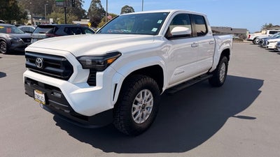 2025 Toyota Tacoma 4WD SR5