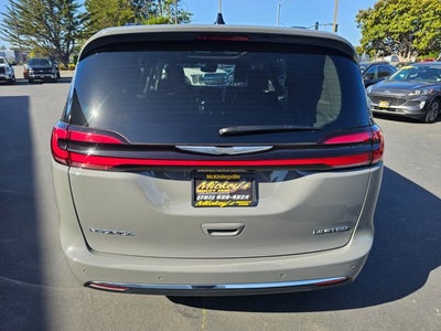 2023 Chrysler Pacifica Limited