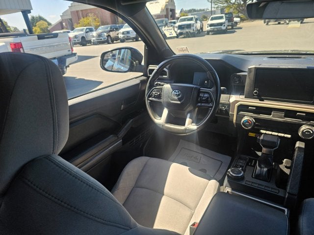 2024 Toyota Tacoma 4WD SR5
