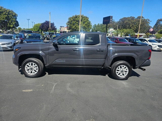 2024 Toyota Tacoma 4WD SR5