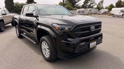 2025 Toyota Tacoma 4WD SR5
