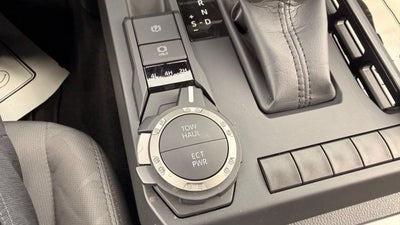 2025 Toyota Tacoma 4WD SR5