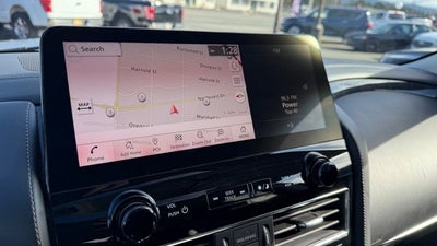 2022 INFINITI QX80 LUXE